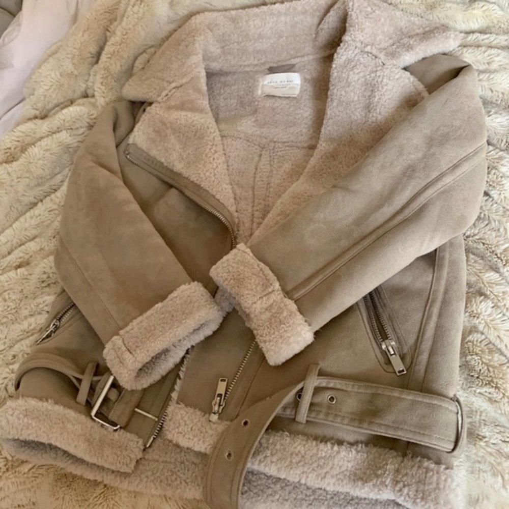 Zara Faux Shearling Double Faced Aviator Jacket